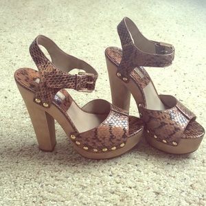 Michael Kors platforms size 36.5